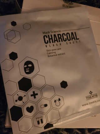 트리티스 [Treatis] Facial Sheet Mask — 5점을 준 리뷰어가 2020년 11월 올린 사용 사진
