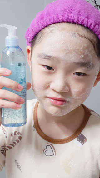 바베 BABE 바베 미셀라 젤 클렌저 — 5점을 준 리뷰어가 2020년 5월 올린 사용 사진