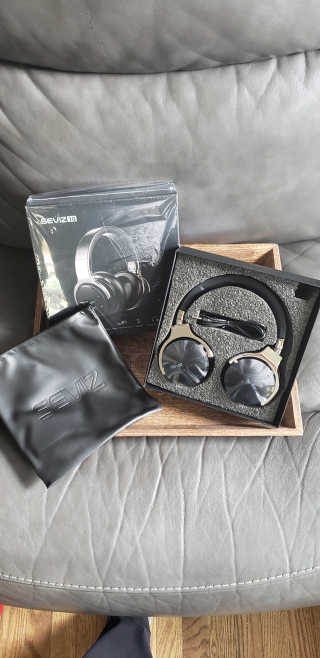 SEVIZ Bluetooth Headphones 10 3color — 4점을 준 리뷰어가 2020년 9월 올린 사용 사진