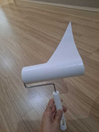 [생활공작소] 테이프클리너 본체+거치대+리필+리필6개 — 5점을 준 리뷰어가 2020년 10월 올린 사용 사진