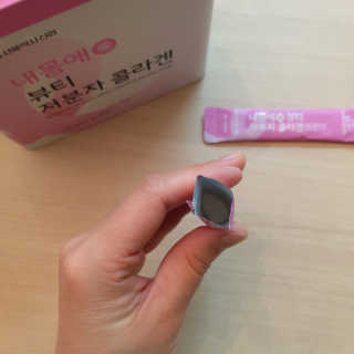 서울약사신협_내몸애뷰티저분자콜라겐_2.5g 50포 — 5점을 준 리뷰어가 2020년 4월 올린 사용 사진