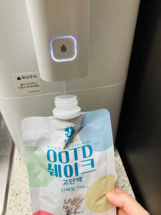 [꾸콤] 참참 OOTD쉐이크 고단백 일주일세트 50g x 5 — 4점을 준 리뷰어가 2020년 11월 올린 사용 사진