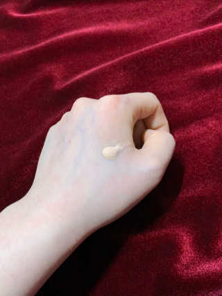 미샤 래디언스 퍼펙트핏 파운데이션 SPF30 PA++ — 5점을 준 리뷰어가 2020년 4월 올린 사용 사진