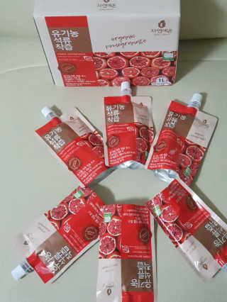 자연에온 유기농 석류 착즙 100mL 10개입 2BOX — 5점을 준 리뷰어가 2020년 11월 올린 사용 사진