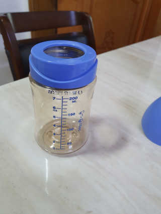 유비맘 PPSU 젖병 노꼭지_200ml_컬러 랜덤 발송 — 1점을 준 리뷰어가 2020년 10월 올린 사용 사진