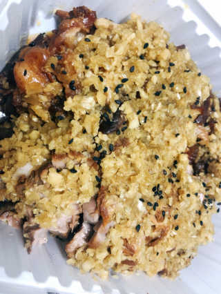 [동네맛집족발] 4개 족발 중 택1 — 5점을 준 리뷰어가 2020년 6월 올린 사용 사진