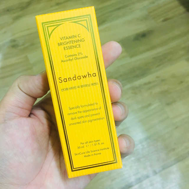 [스킨큐어] 산다화 비타민C 화이트닝 에센스 30ml 리뷰 사진