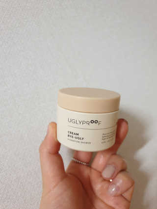 어글리프루프 크림 바이어글리 하이드레이션 샤워 50ml — 5점을 준 리뷰어가 2020년 11월 올린 사용 사진