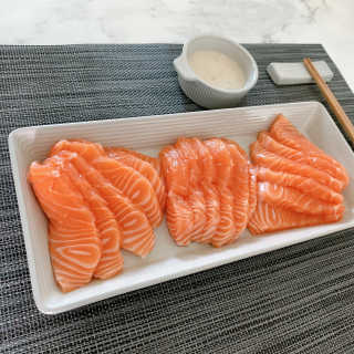동원산업 항공직송 동원생연어_400g — 5점을 준 리뷰어가 2020년 5월 올린 사용 사진