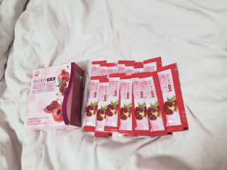 헬스업_쁘띠쁘띠석류콜라겐젤리_20g x 14포 — 4점을 준 리뷰어가 2020년 11월 올린 사용 사진