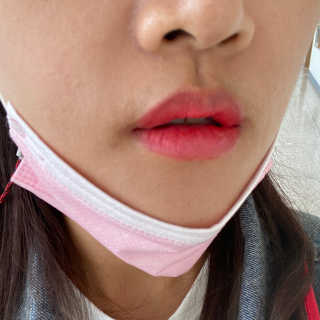[블랙루즈] 컬러 락 하트 틴트 1+1 — 4점을 준 리뷰어가 2020년 7월 올린 사용 사진