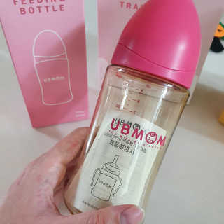 유비맘 PPSU 젖병 노꼭지_260ml_컬러 랜덤 발송 — 5점을 준 리뷰어가 2020년 10월 올린 사용 사진