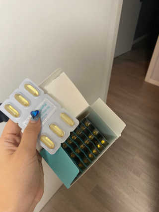JW중외제약 마이코드 알티지 오메가3 1000 mg — 5점을 준 리뷰어가 2020년 9월 올린 사용 사진