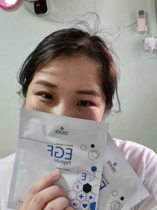 트리티스 [Treatis] Facial Sheet Mask — 5점을 준 리뷰어가 2020년 11월 올린 사용 사진
