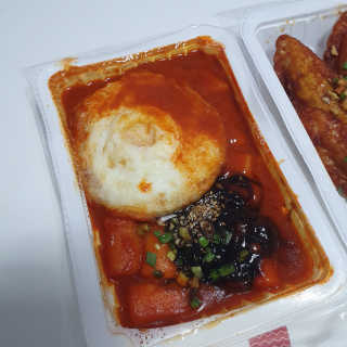 죠스떡볶이 [죠스푸드] 짜빠떡볶이+떡또그+범벅만두 신메뉴 3종 — 5점을 준 리뷰어가 2020년 4월 올린 사용 사진