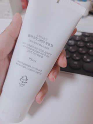 스와니코코 블랙슈가 고마쥬 필링 젤 — 5점을 준 리뷰어가 2020년 9월 올린 사용 사진