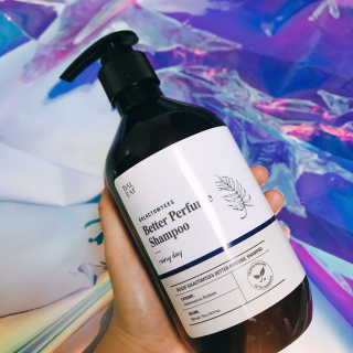달리프 베러 퍼퓸 샴푸 1000ml 레이니데이 or 일랑로즈 — 5점을 준 리뷰어가 2020년 4월 올린 사용 사진