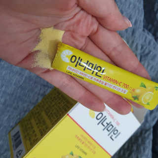 이너미인 VITAMIN-C 700 — 5점을 준 리뷰어가 2020년 8월 올린 사용 사진
