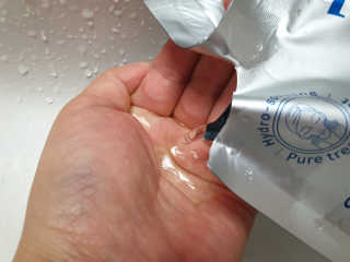 [설랩] 클렌징워터 세안수 500ml x 6팩 — 5점을 준 리뷰어가 2020년 8월 올린 사용 사진