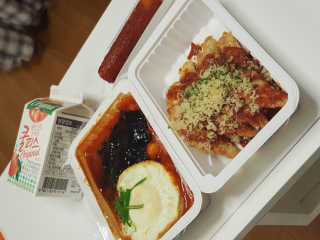 죠스떡볶이 [죠스푸드] 짜빠떡볶이+떡또그+범벅만두 신메뉴 3종 — 5점을 준 리뷰어가 2020년 5월 올린 사용 사진