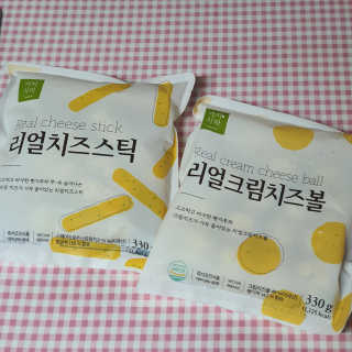 가치식탁 리얼치즈스틱, 리얼크림치즈볼 — 5점을 준 리뷰어가 2020년 5월 올린 사용 사진
