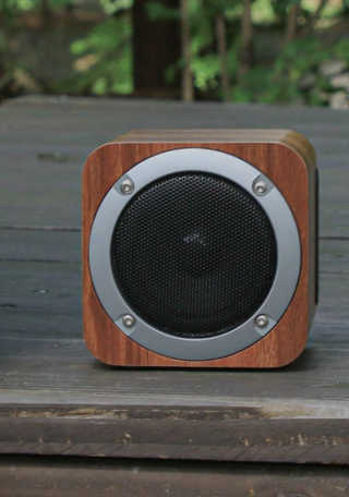 SEVIZ MINI10W 레트로 블루투스 스피커 — 5점을 준 리뷰어가 2020년 9월 올린 사용 사진