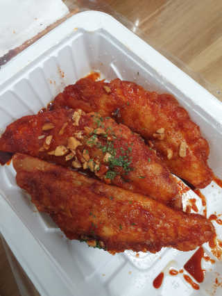 죠스떡볶이 [죠스푸드] 짜빠떡볶이+떡또그+범벅만두 신메뉴 3종 — 5점을 준 리뷰어가 2020년 5월 올린 사용 사진