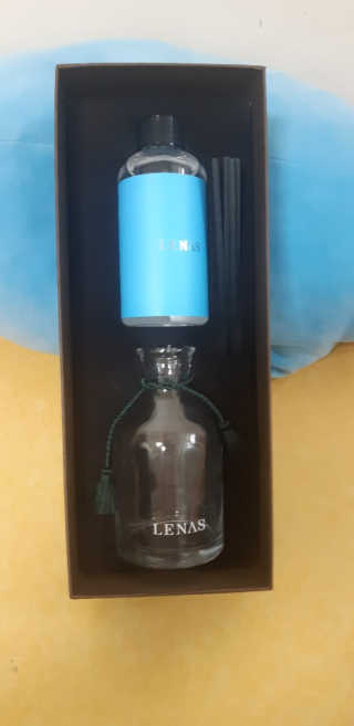 레나스 프리미엄 아로마 디퓨저 200ml  [1SET] — 5점을 준 리뷰어가 2020년 8월 올린 사용 사진