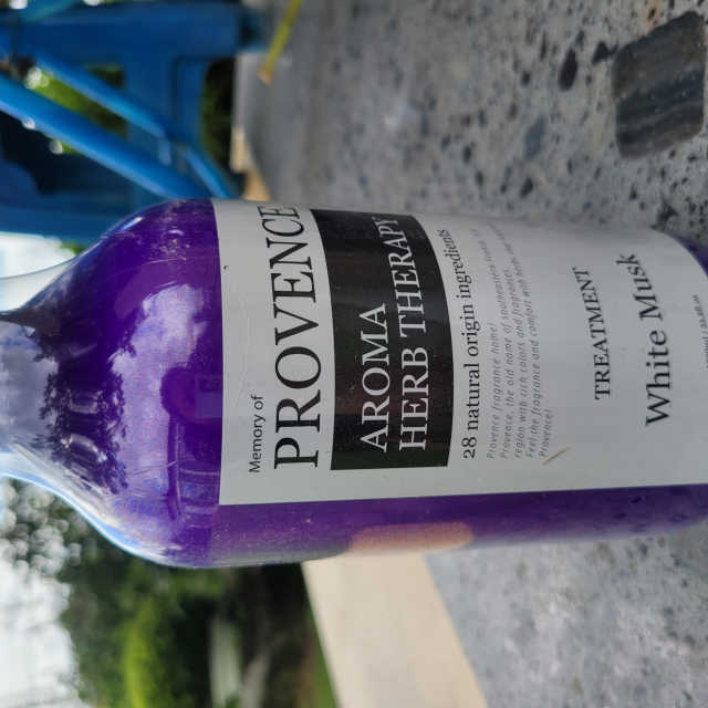 프로방스 화이트머스 퍼퓸 트리트먼트 1000ml 리뷰 사진