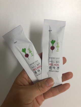 유유네이처 머빈스 젤리 레드비트 콜라겐 — 5점을 준 리뷰어가 2020년 4월 올린 사용 사진