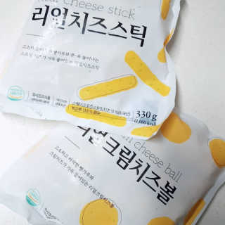 가치식탁 리얼치즈스틱, 리얼크림치즈볼 — 5점을 준 리뷰어가 2020년 8월 올린 사용 사진