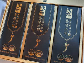 헬스업_천명진프리미엄홍삼스틱_10ml x 30포 — 5점을 준 리뷰어가 2020년 7월 올린 사용 사진