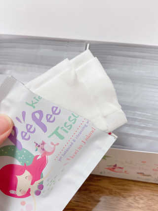코리인제이아일랜드 키즈 피피티슈  Kids Pee Pee Tissue — 4.5점을 준 리뷰어가 2020년 10월 올린 사용 사진
