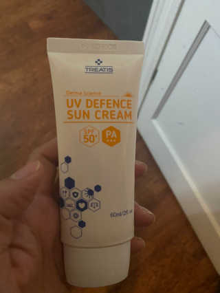 트리티스 US [TREATIS] UV Defence Sun Cream PA+++ / SPF50+ — 5점을 준 리뷰어가 2021년 1월 올린 사용 사진