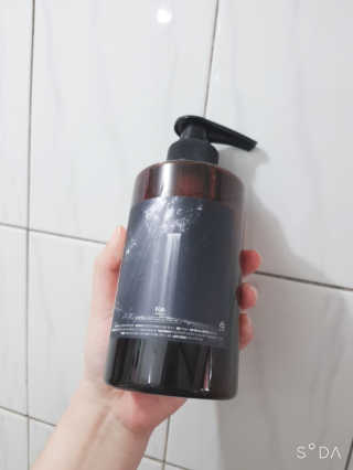 에이처드 유산균 탈모 샴푸 500ml — 5점을 준 리뷰어가 2020년 10월 올린 사용 사진