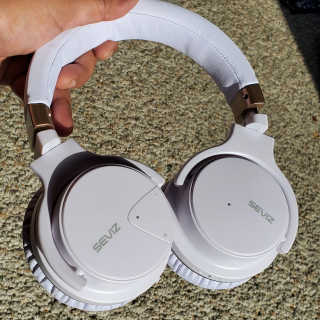 SEVIZ Bluetooth Headphones 10 3color — 5점을 준 리뷰어가 2020년 5월 올린 사용 사진