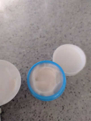 바르는콜라겐 하이온 제주바다보배 슬리핑마스크 100mL — 4점을 준 리뷰어가 2020년 5월 올린 사용 사진