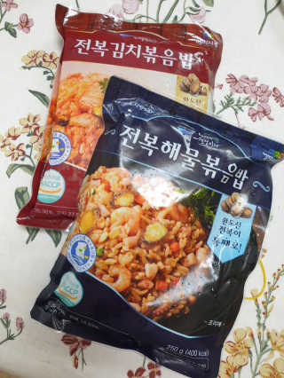 바다는다웰빙이다 전복해물볶음밥/전복김치볶음밥 250g-4봉지 — 5점을 준 리뷰어가 2020년 7월 올린 사용 사진