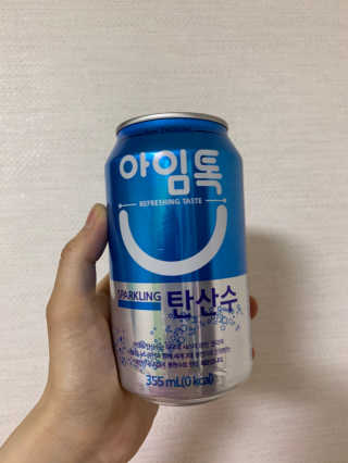 일화 아임톡 탄산수 355mlX24캔 + 보냉팩 증정이벤트 — 5점을 준 리뷰어가 2020년 5월 올린 사용 사진