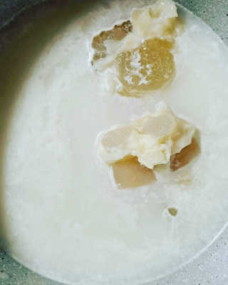 한촌몰 설렁탕집 가마솥 도가니탕 350g x 2팩 — 5점을 준 리뷰어가 2020년 8월 올린 사용 사진