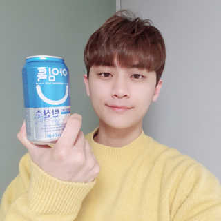 일화 아임톡 탄산수 355mlX24캔 + 보냉팩 증정이벤트 — 5점을 준 리뷰어가 2020년 4월 올린 사용 사진