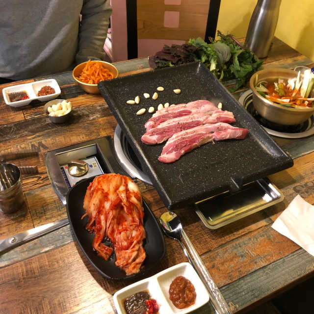 [합정돈] 오겹살 300g + 된장찌개 리뷰 사진