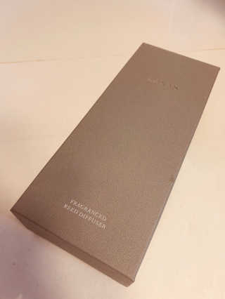 레나스 프리미엄 아로마 디퓨저 200ml  [1SET] — 4.5점을 준 리뷰어가 2020년 5월 올린 사용 사진