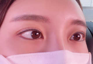 뷰티움얼티밋아이래쉬그로스세럼 — 5점을 준 리뷰어가 2020년 5월 올린 사용 사진