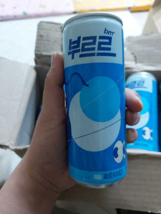 [칼로리 걱정 NO 제로칼로리 탄산음료]  부담없이 즐기는 부르르Brrr~~ 제로 사이다 — 5점을 준 리뷰어가 2020년 11월 올린 사용 사진