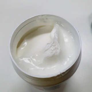 인그람스 캠퍼 크림 오리지널 300ml — 5점을 준 리뷰어가 2020년 4월 올린 사용 사진