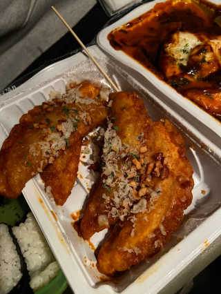 죠스떡볶이 [죠스푸드] 짜빠떡볶이+떡또그+범벅만두 신메뉴 3종 — 4점을 준 리뷰어가 2020년 4월 올린 사용 사진