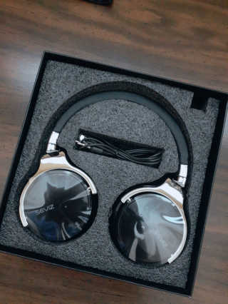SEVIZ Bluetooth Headphones 10 3color — 5점을 준 리뷰어가 2020년 10월 올린 사용 사진