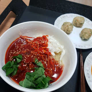 [심플리쿡]창화당떡볶이+모둠만두, 쫄면+굴림만두 SET — 5점을 준 리뷰어가 2020년 9월 올린 사용 사진