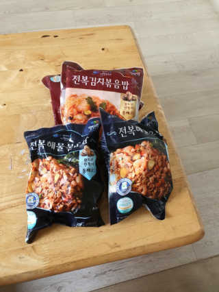 바다는다웰빙이다 전복해물볶음밥/전복김치볶음밥 250g-4봉지 — 5점을 준 리뷰어가 2020년 9월 올린 사용 사진